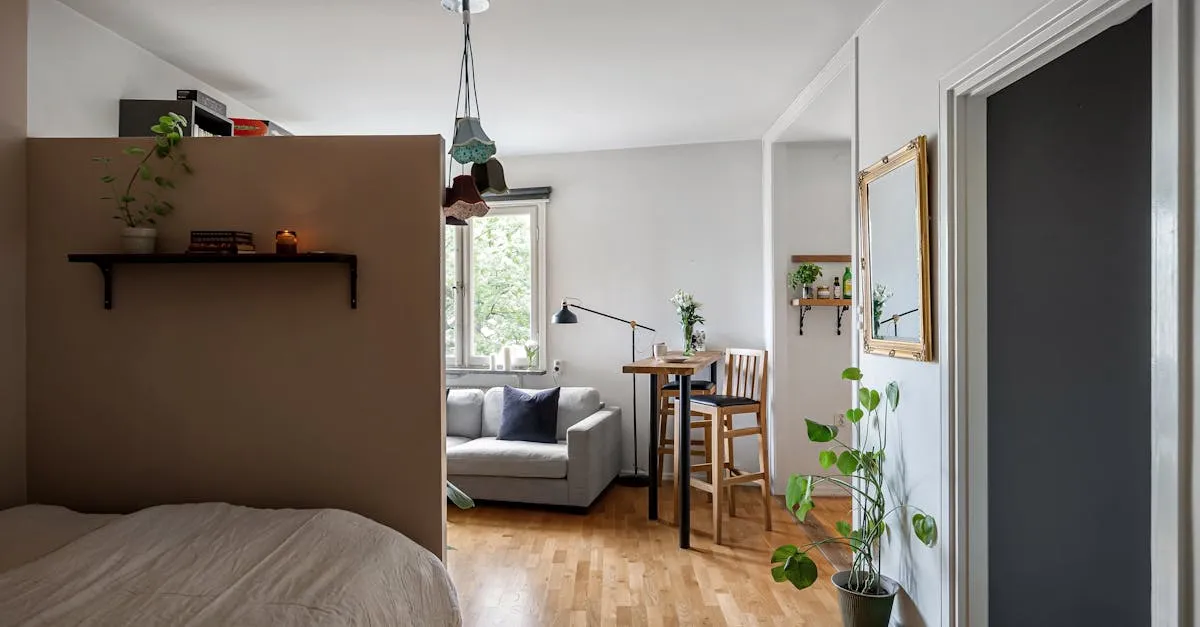 8 Best Houseplants for Small Spaces